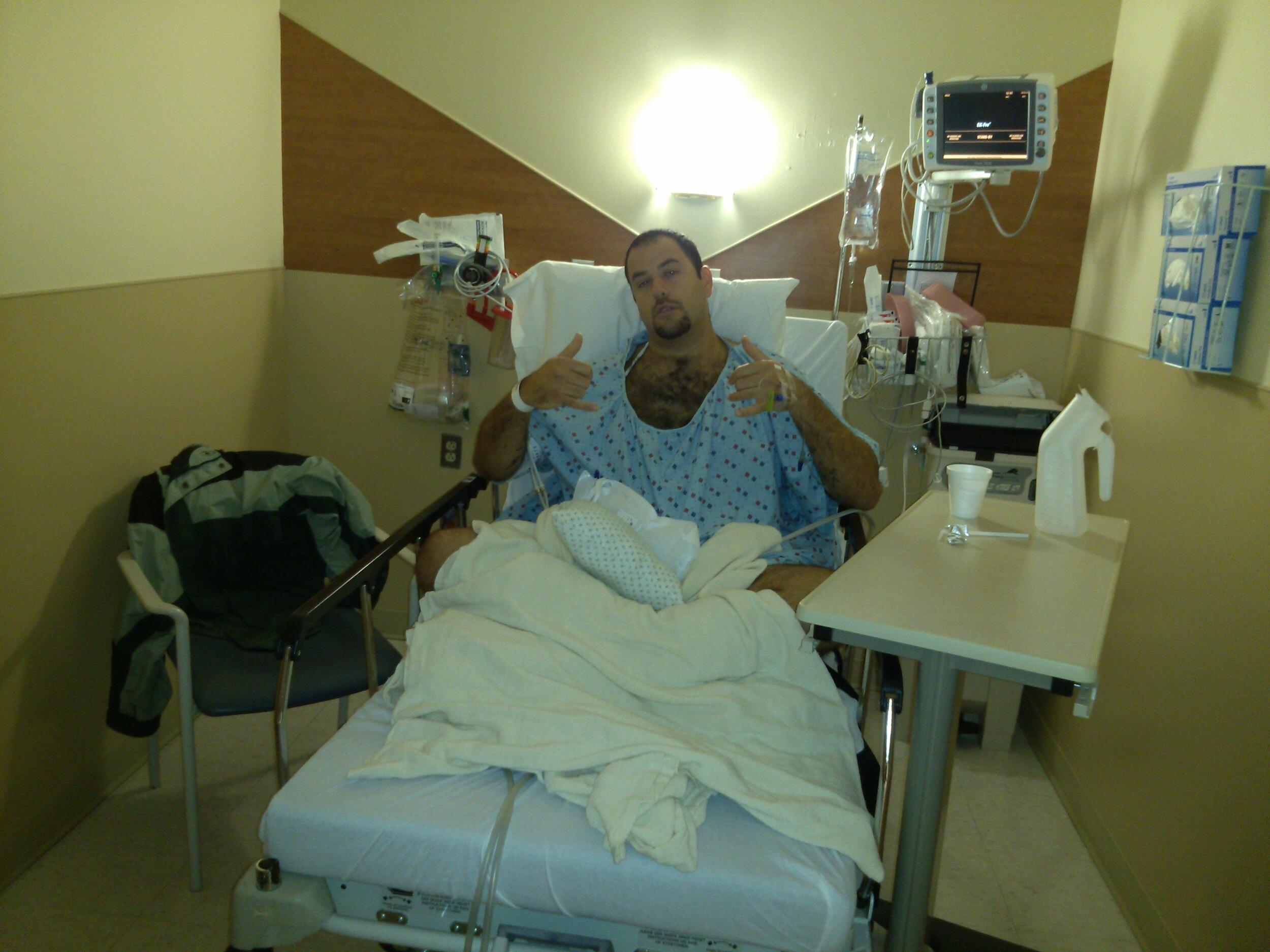 Ut-oh! Keith had his gall bladder out! 😬