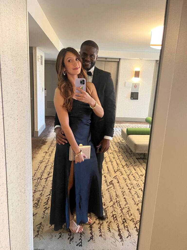 Martha conoce a la familia de Ralu en la boda de su hermano en Atlanta, Georgia.