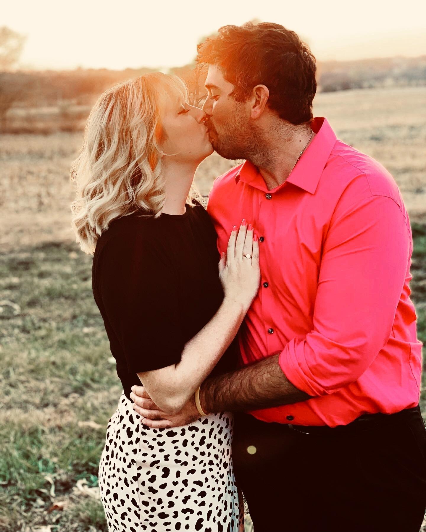 Olivia posts this very over-filtered photo and everyone thinks they got engaged.