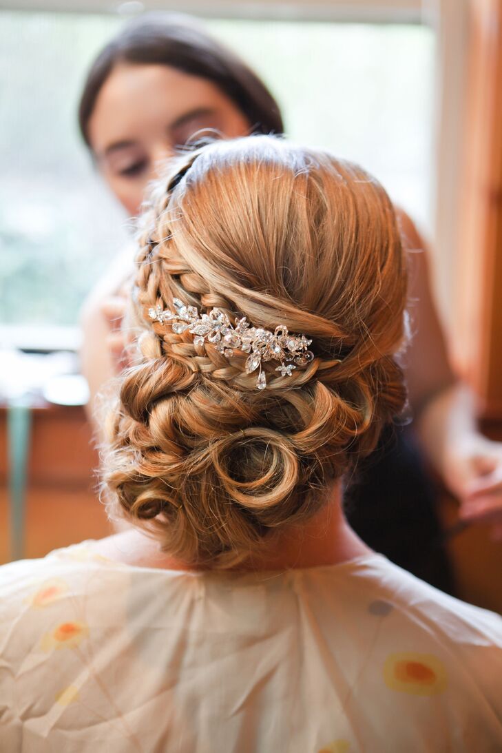 Elegant Bridal Updo With Hair Piece