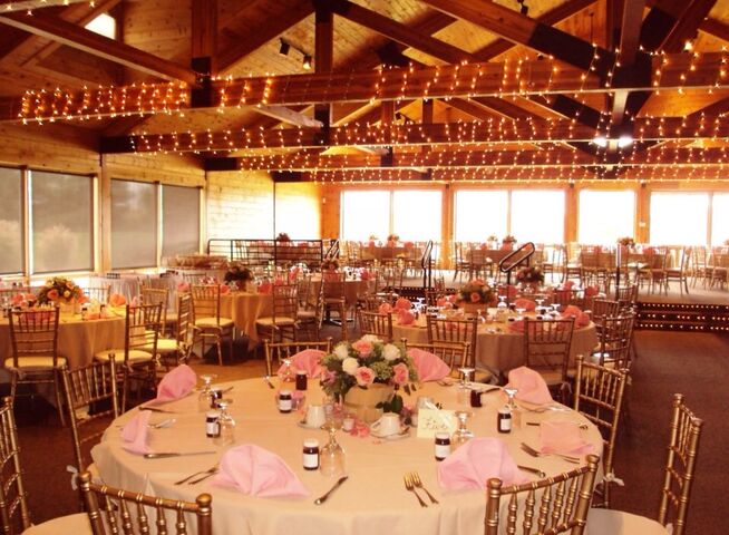 Myth Golf and Banquets Barn Weddings  Oakland  Township  MI 