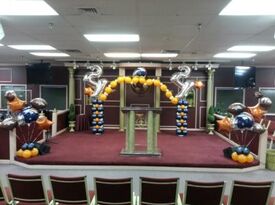 Tru-B-Loons Event Decor and Design - Balloon Twister - Germantown, MD - Hero Gallery 2