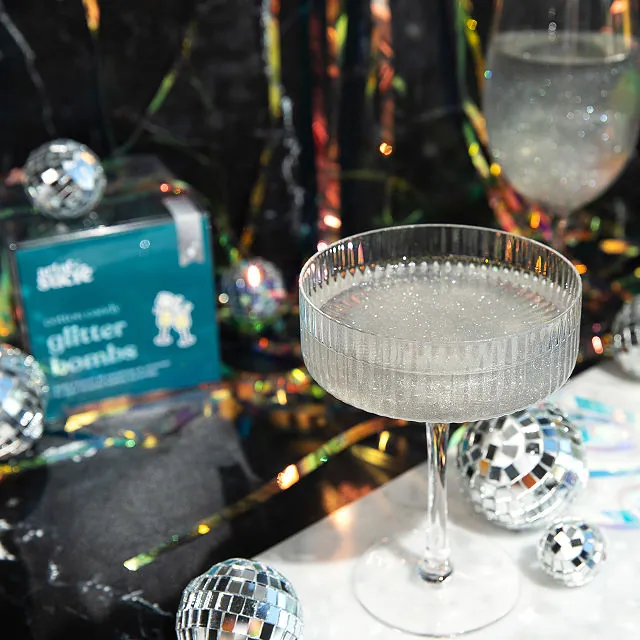 Cocktail glitter bomb edible wedding favor