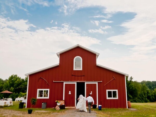 Virginia Barn Weddings at Adams International School Photos - The Knot