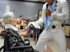 Sing Like The King Presents Manny Triana As Elvis! - Elvis Impersonator - Arlington, TX - Hero Gallery 3
