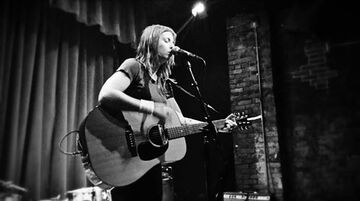 Lindsay Dragan - Singer Guitarist - Brooklyn, NY - Hero Main
