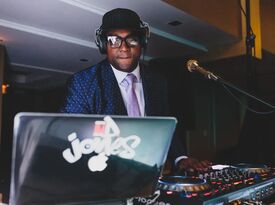 DJ D Jones + The Spark Entertainment Group - DJ - Chicago, IL - Hero Gallery 2