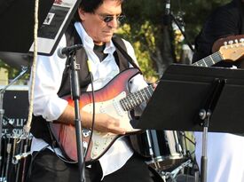 The Touch Of Class Band - R&B Band - San Jose, CA - Hero Gallery 4