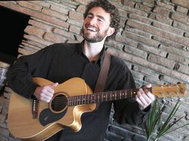 Cameron Radke - Acoustic Guitarist - San Diego, CA - Hero Gallery 3
