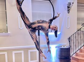 Jessica Black - Circus Performer - Highmount, NY - Hero Gallery 1