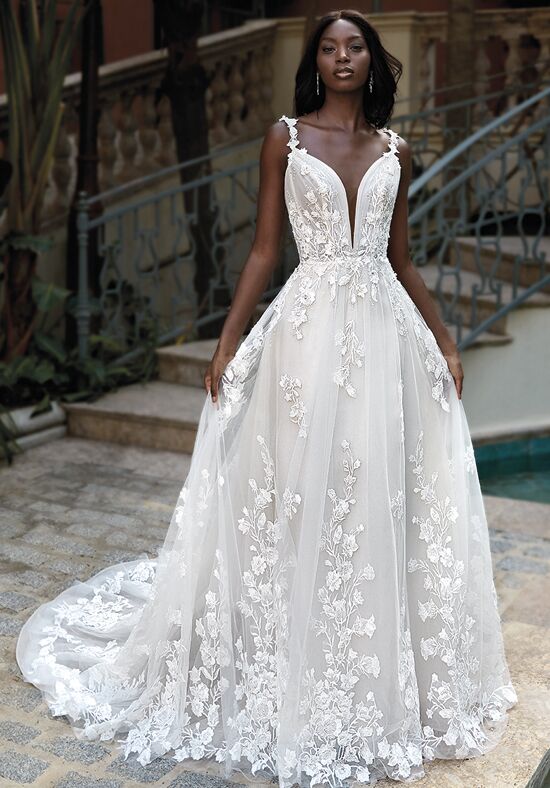 lace overlay wedding dress