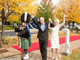 The Michigan Bagpiper - Bagpiper - Troy, MI - Hero Gallery 3