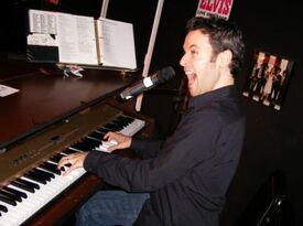 Brad Alexander - Singing Pianist - New York City, NY - Hero Gallery 2