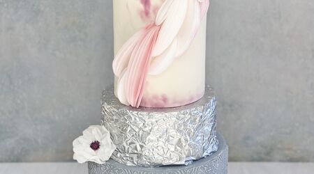 Wafer Paper Flowers on Cake - Pink Cake Box University