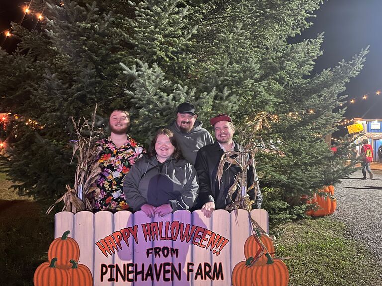 Our 2nd annual trip to the Deadend Hayride! 