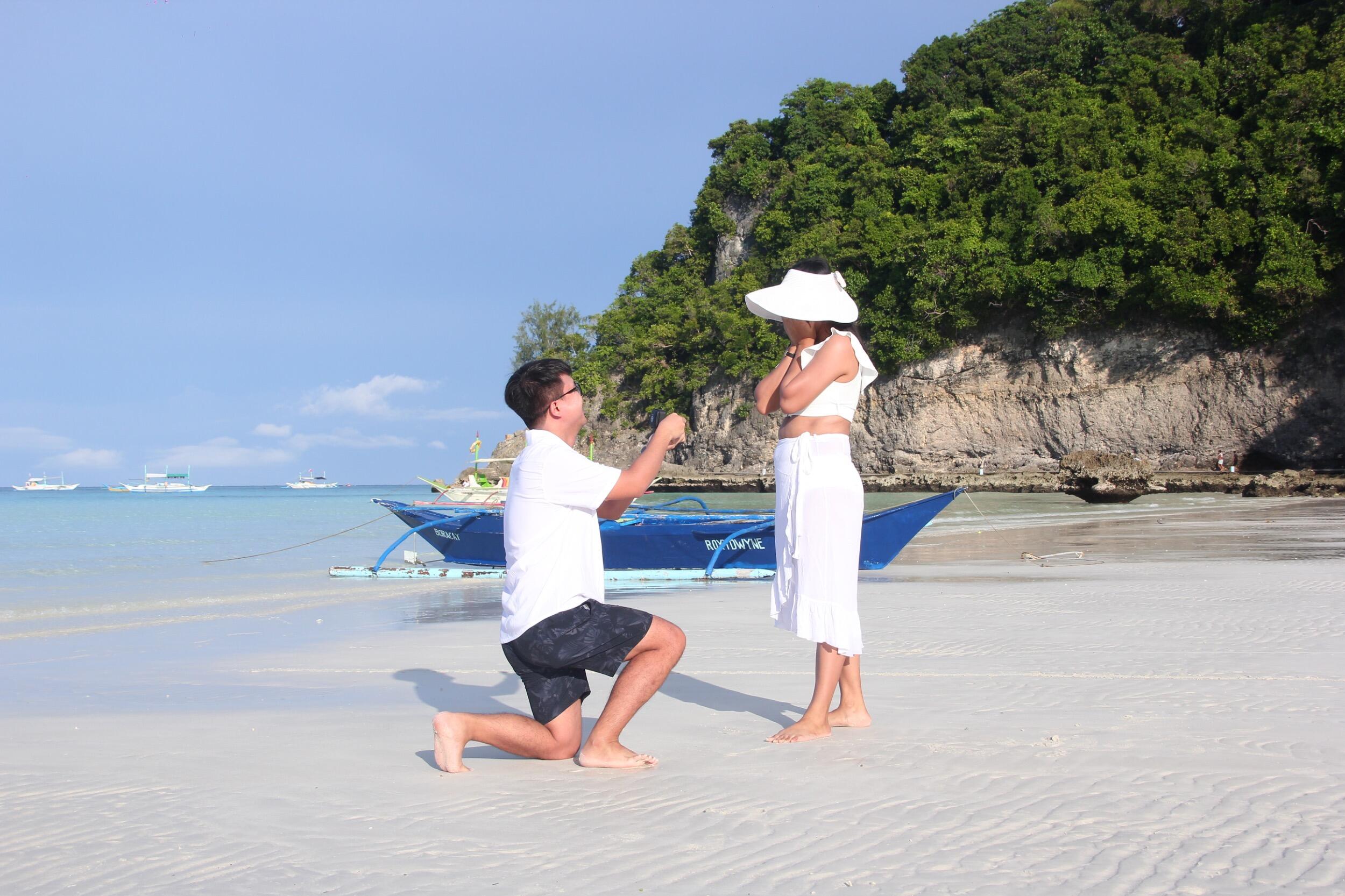 In the breath taking paradise of Boracay, Jay knelt down on one knee and asked the biggest question. 