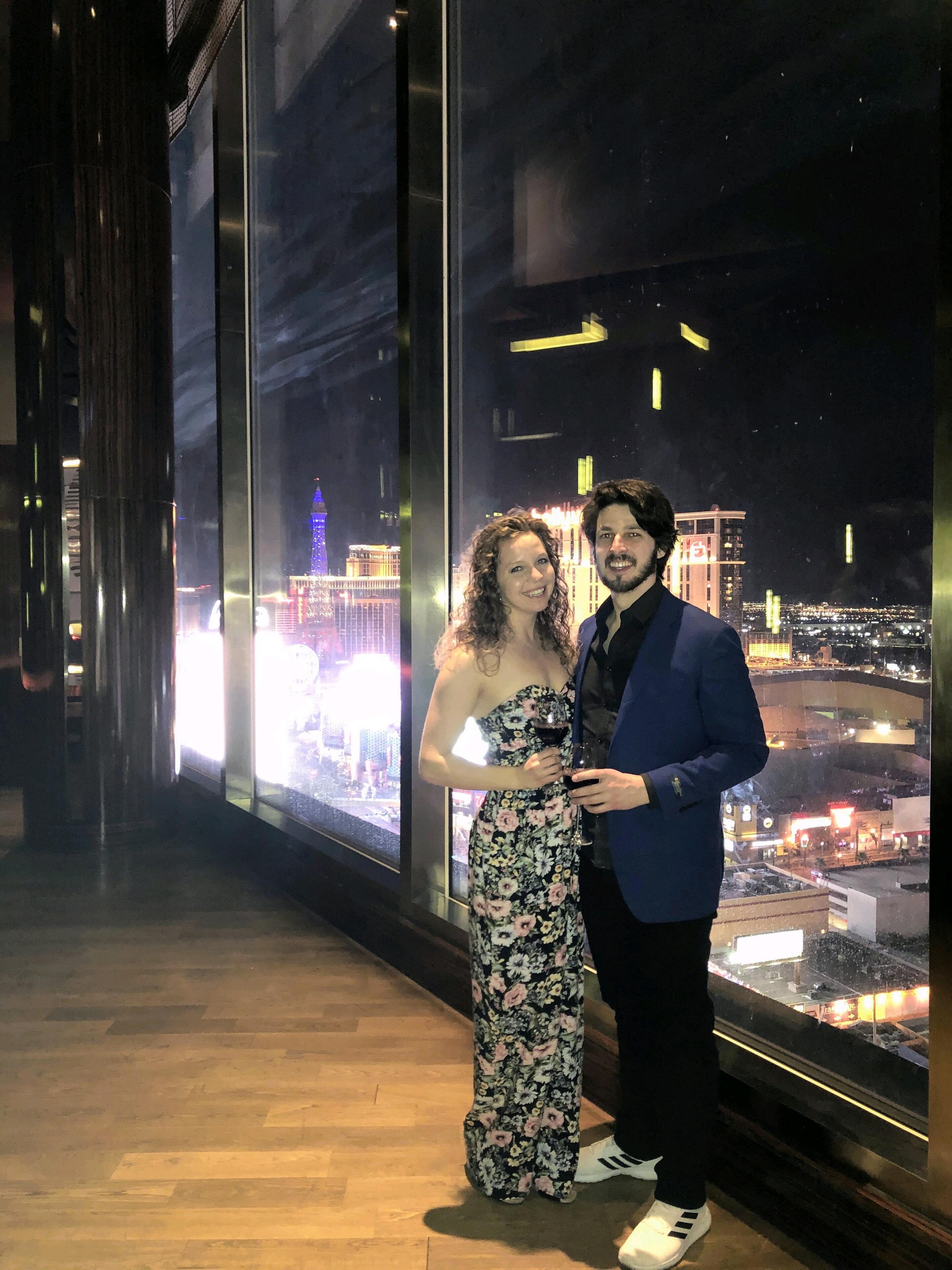 Paul and Michaela journey to Vegas to see Post Malone with the rest of the Mullin clan! They managed to shut down not just the bar, but all of Vegas! ... There might have been something else going on at the time that added to it... 