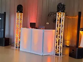 A Touch of Class DJ Services - DJ - Franklin Park, IL - Hero Gallery 1