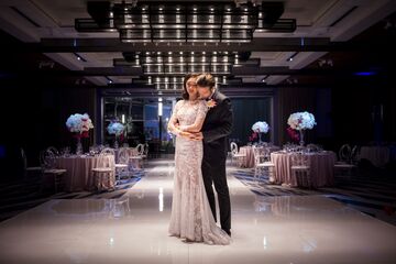 Intercontinental Los Angeles Downtown Reception Venues The Knot [ 240 x 360 Pixel ]