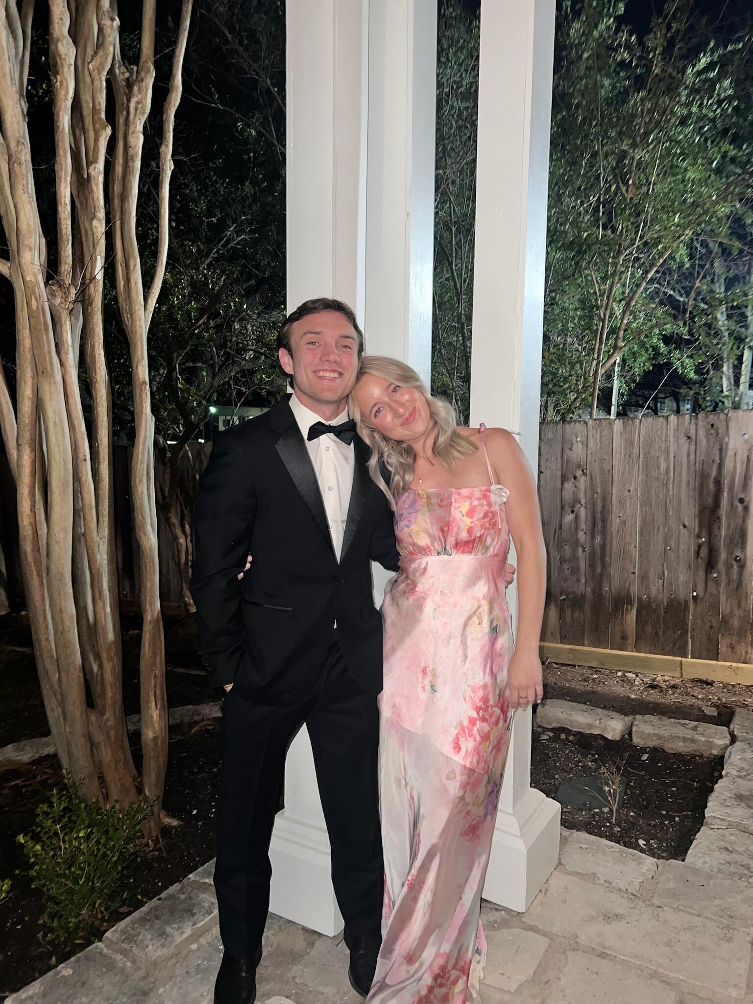 Tri-Delt Junior/ Senior date event!