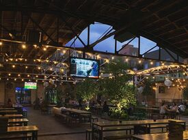 Pitch 25 - Beer Garden - Brewery - Houston, TX - Hero Gallery 2