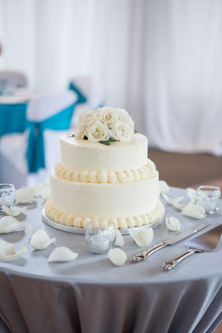 Two Tier Round Wedding Cake With Buttercream Frosting