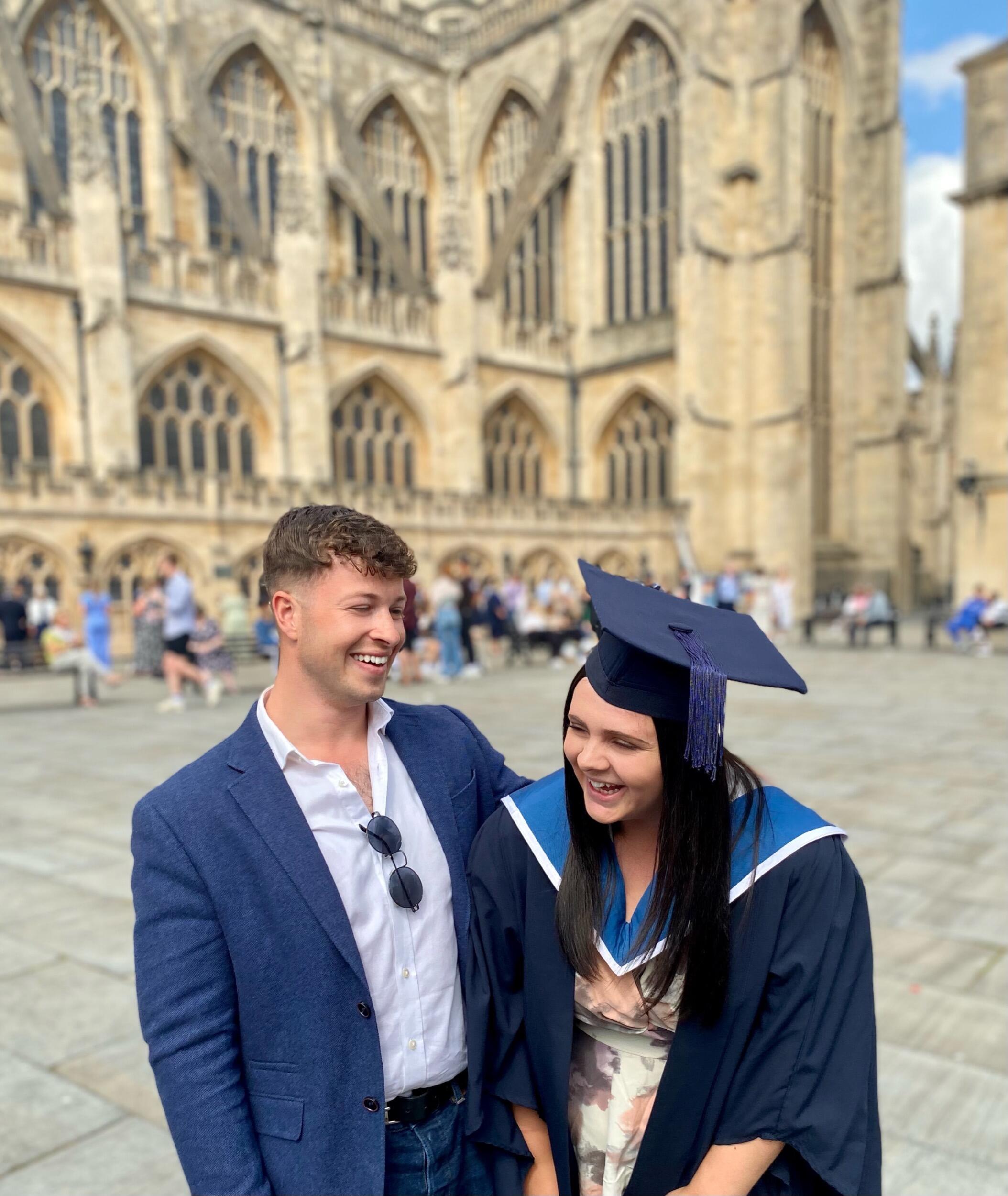GRADUATION, BATH