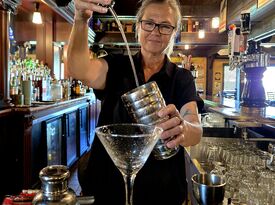 Sipping Perfection - Bartender - Colo, IA - Hero Gallery 2