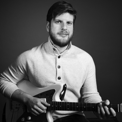 Andrew Lipow - Wedding Guitarist, profile image