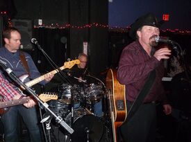 Stealin' the Deal - Country Band - Manassas, VA - Hero Gallery 4