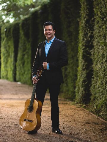 Guillermo Serpas - Flamenco Guitarist - Houston, TX - Hero Main