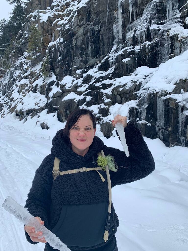DDIT
DANGEROUS DAPH ICECLE THROWER