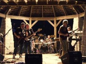 WEEKEND DRIVE - Classic Rock Band - Streamwood, IL - Hero Gallery 2