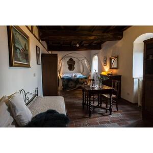 Gallery Photo 8