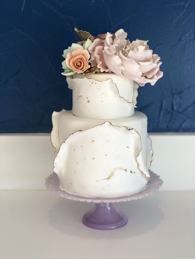 Wedding Cake Bakeries In Traverse City Mi The Knot