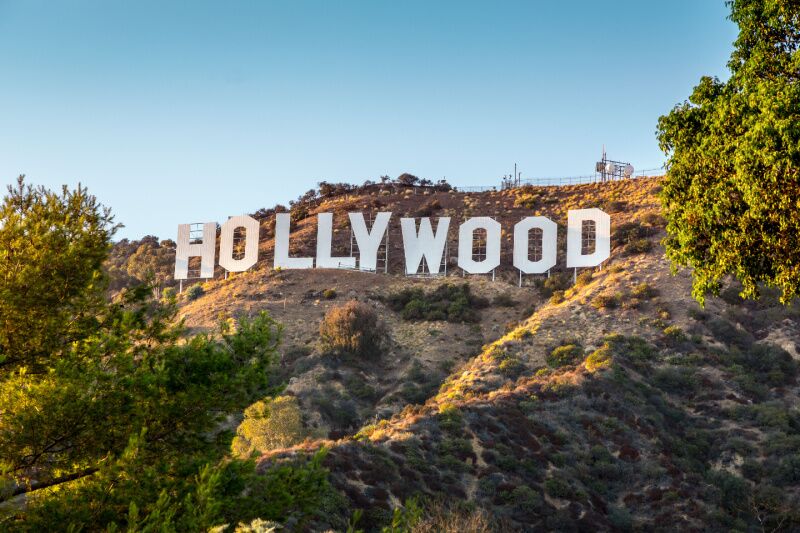 Old Hollywood theme party idea - Hollywood sign