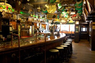 Butch McGuire's - Bar - Chicago, IL - Hero Main