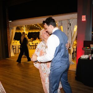 Gallery Photo 486