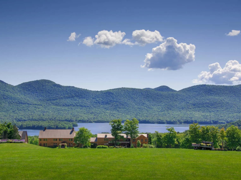 Mountain Top Resort small wedding venue in Chittenden, Vermont