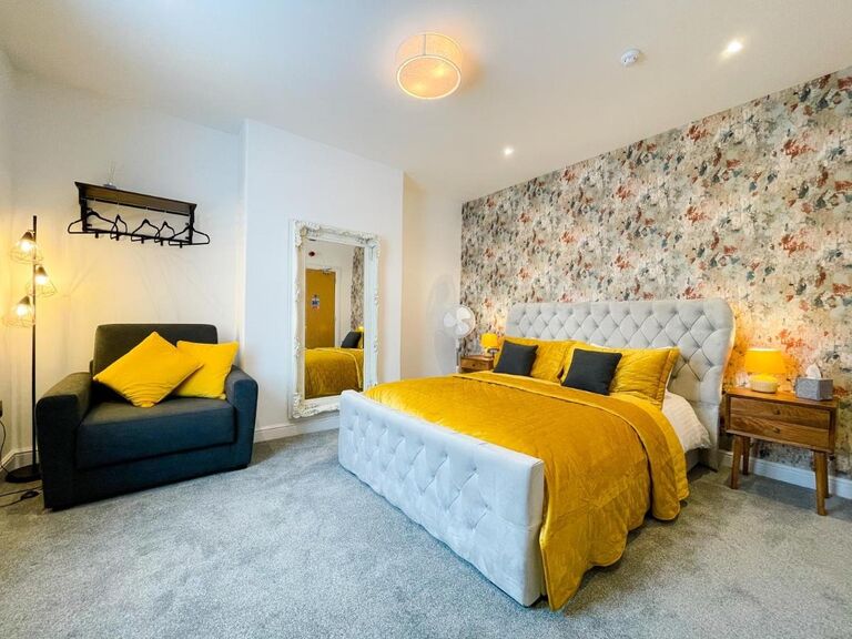 46 Ashfield Road, Altrincham, WA15 9QJ