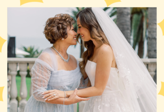 Mother of the bride wearing short hairstyle with voluminous curls
