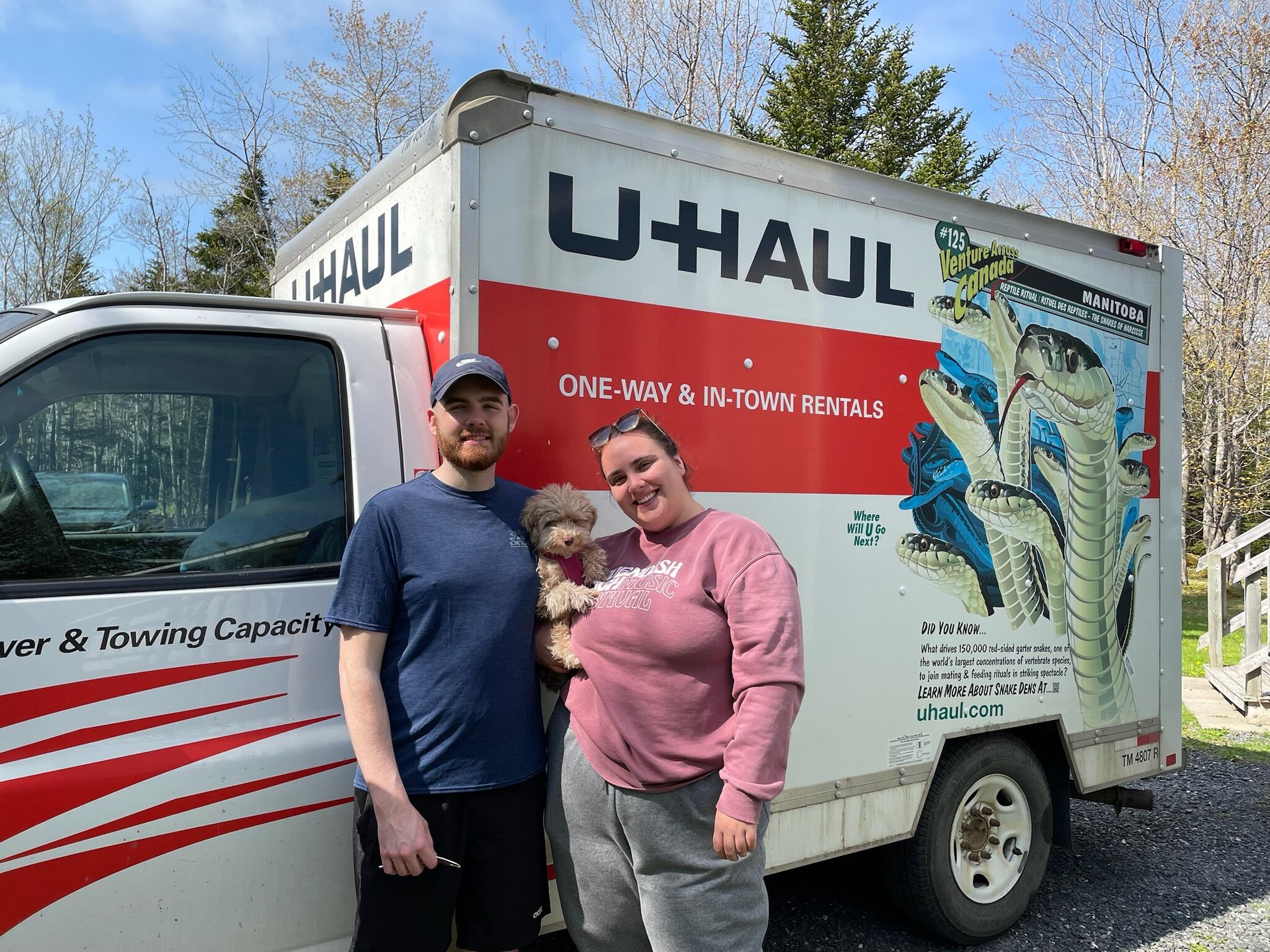 Moving Day - Shawnacey and Ellie officially move in with Mitchell at Tucker Lake