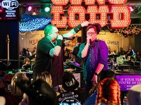 Pete's Dueling Pianos To Go - Cover Band - Austin, TX - Hero Gallery 3