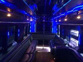 Coachman Luxury Transport - Party Bus - Farmingdale, NY - Hero Gallery 4