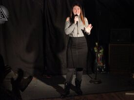 Melissa Richelle - Stand Up Comedian - Chicago, IL - Hero Gallery 3
