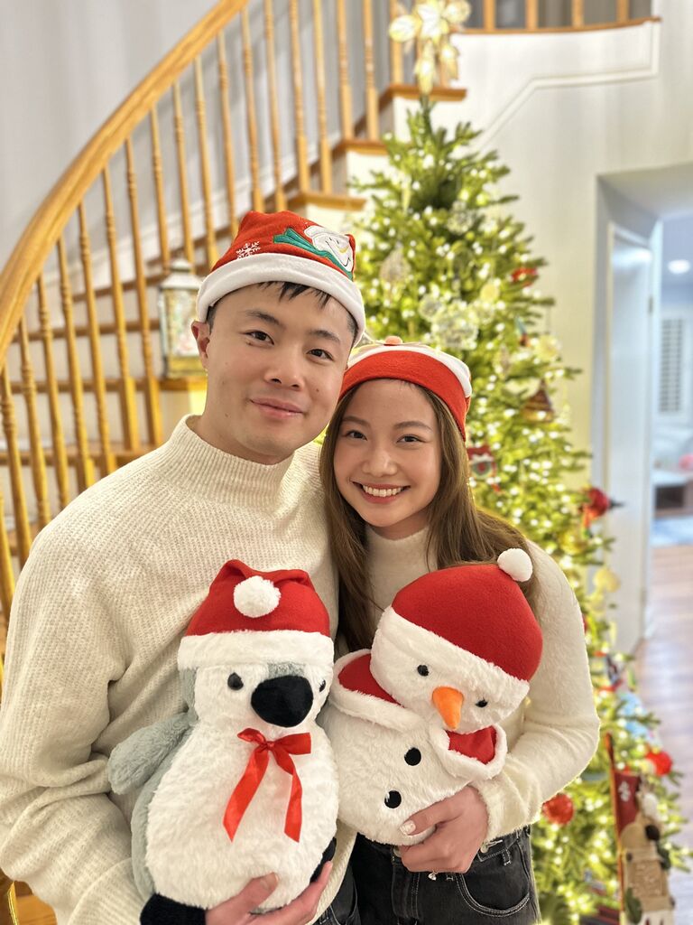 We spent our first Christmas in our new home with a cozy hot pot dinner with family