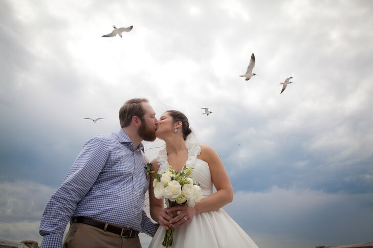 A Waterfront Beach Inspired Wedding At The Tides Hotel In Folly