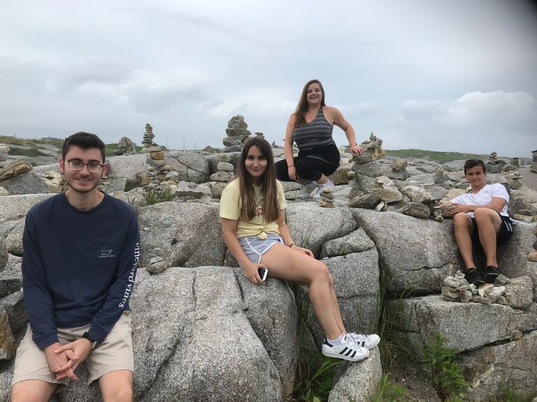 Lizzy went to Halifax for the first time and met more of Matt's extended family!