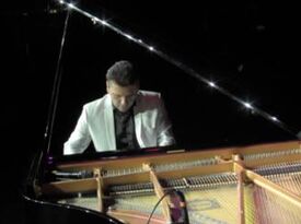 David Howarth - Piano Showman - Pianist - Springfield, MO - Hero Gallery 2