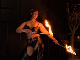 La Reina Del Fuego - Fire Dancer - Las Vegas, NV - Hero Gallery 2
